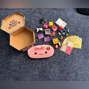 Pokémon Gift Ems Mini Food Miscellaneous Toy Bundle